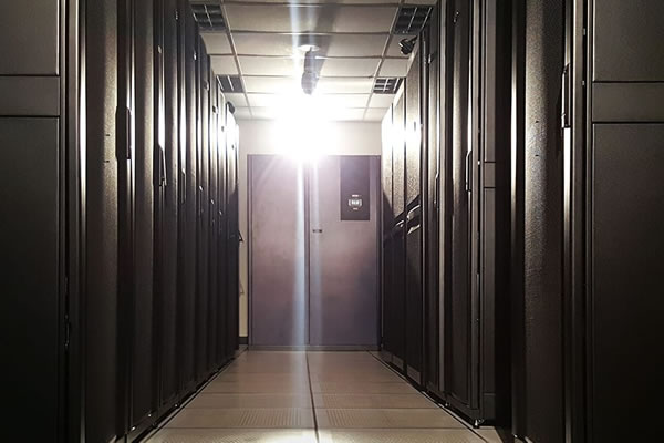 Analysis Of Japanese Server Applications In The Automotive Industry